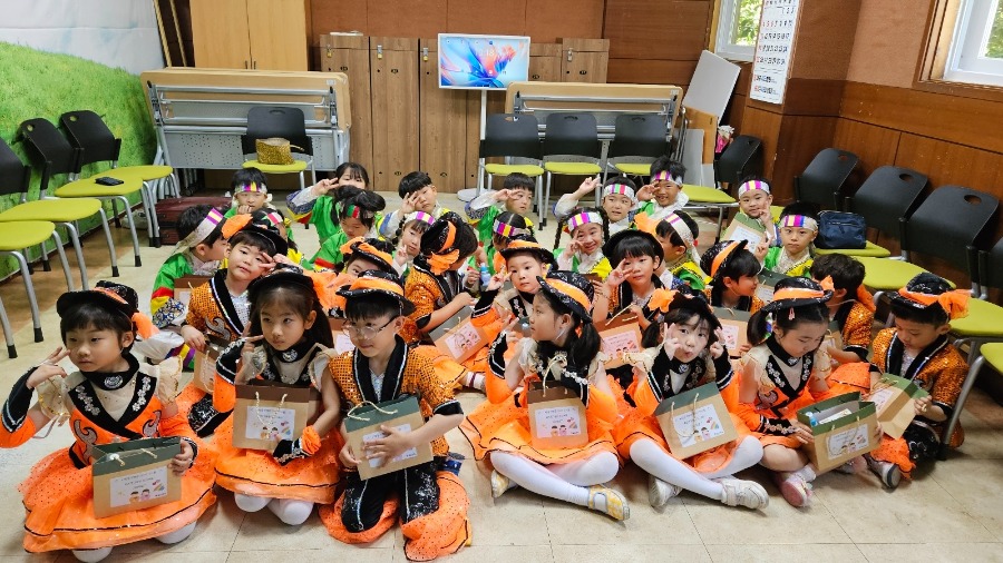 효문화축제공연했어요!